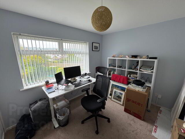 2 Lumfiord Avenue 11 of 18