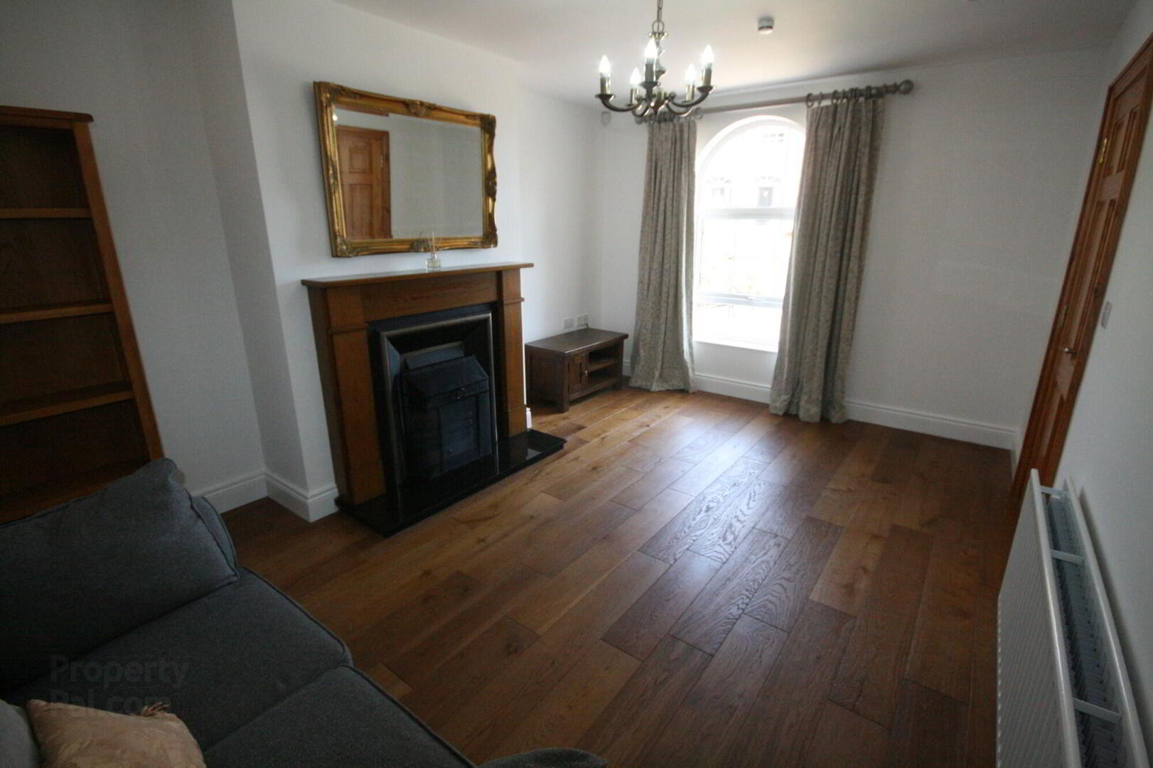 49 Glebe Gardens 3 of 11