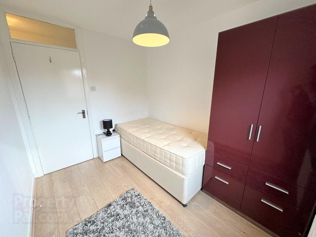 Apt 7 Ascot House, Windsor Avenue North 8 of 10