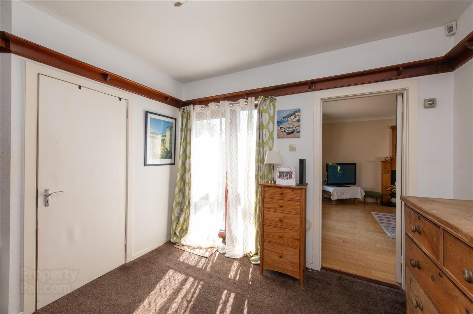 property description image