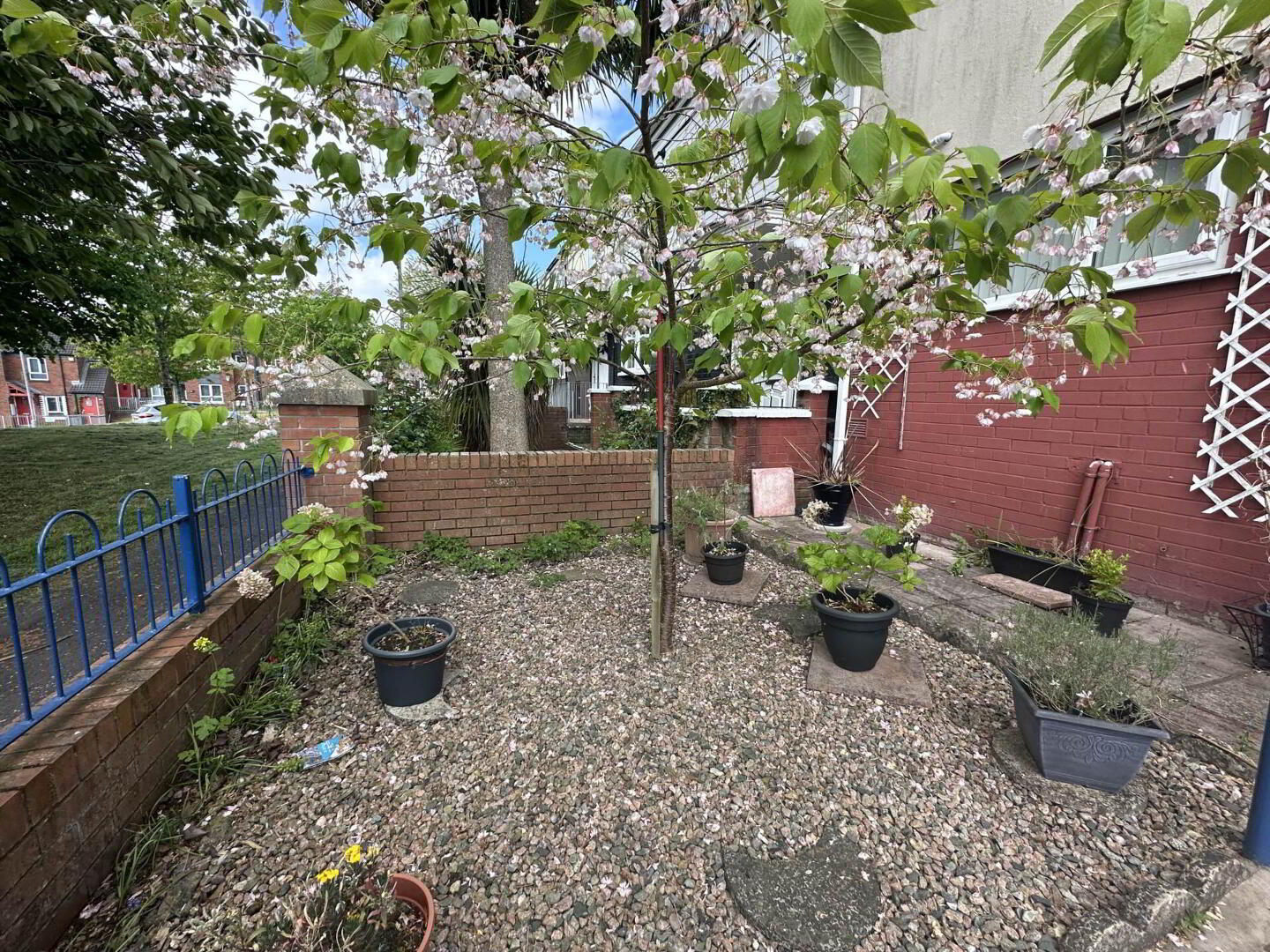 83 Glenveagh Drive 4 of 25
