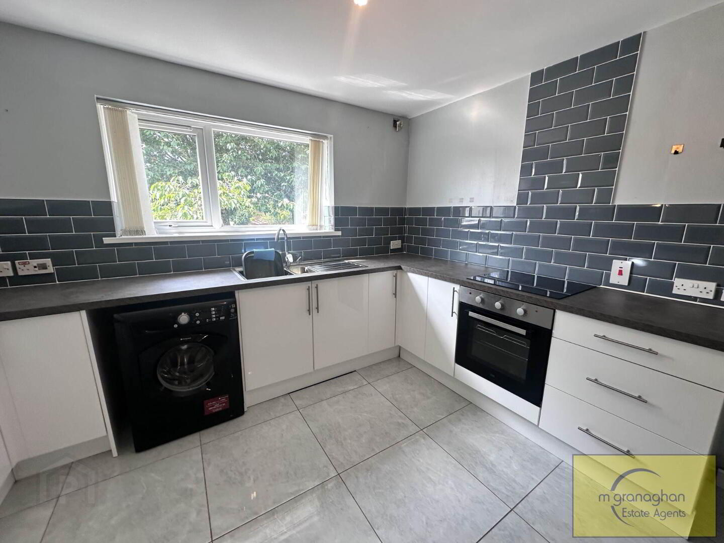 83 Glenveagh Drive 8 of 31