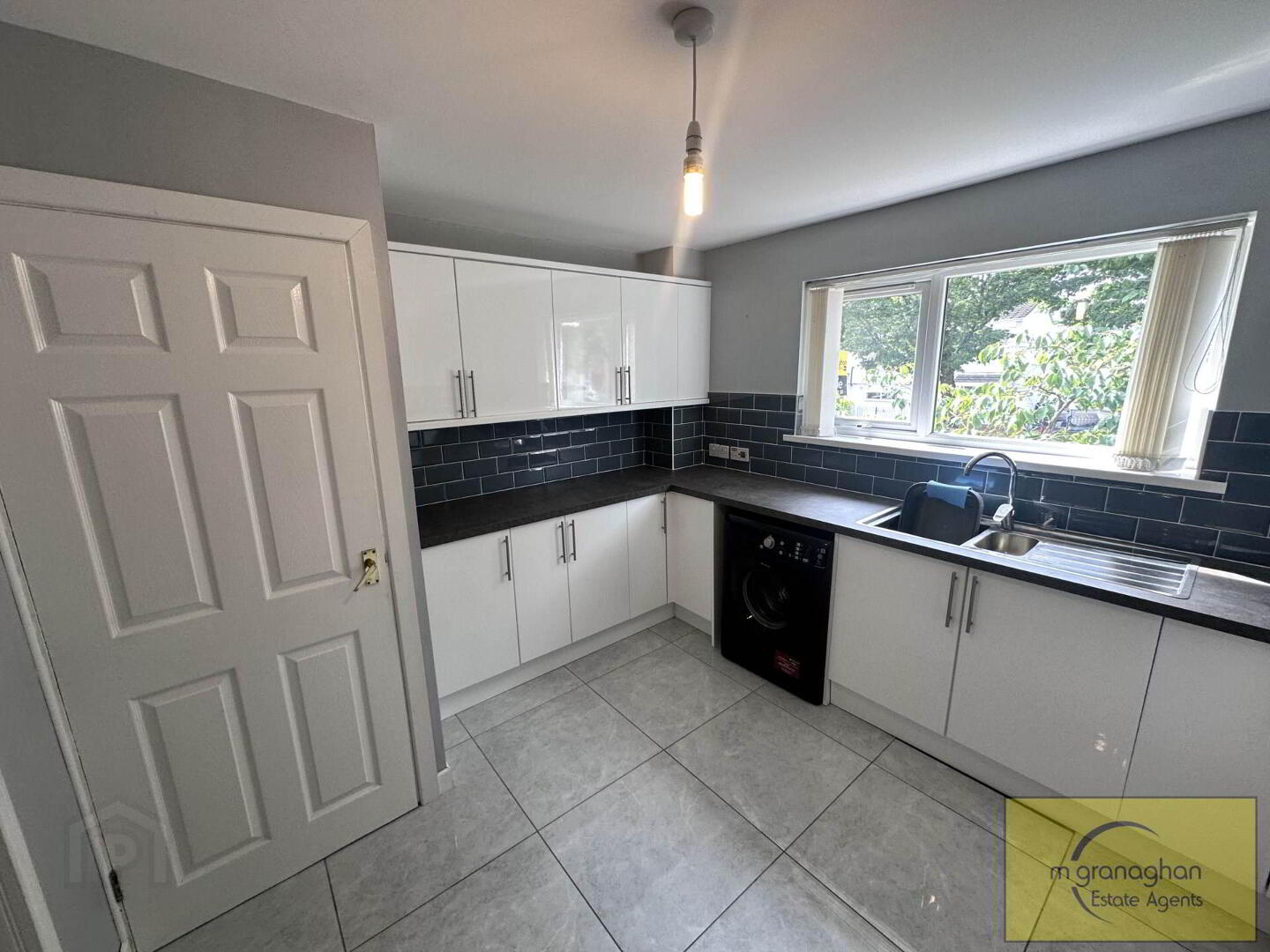 83 Glenveagh Drive 10 of 31