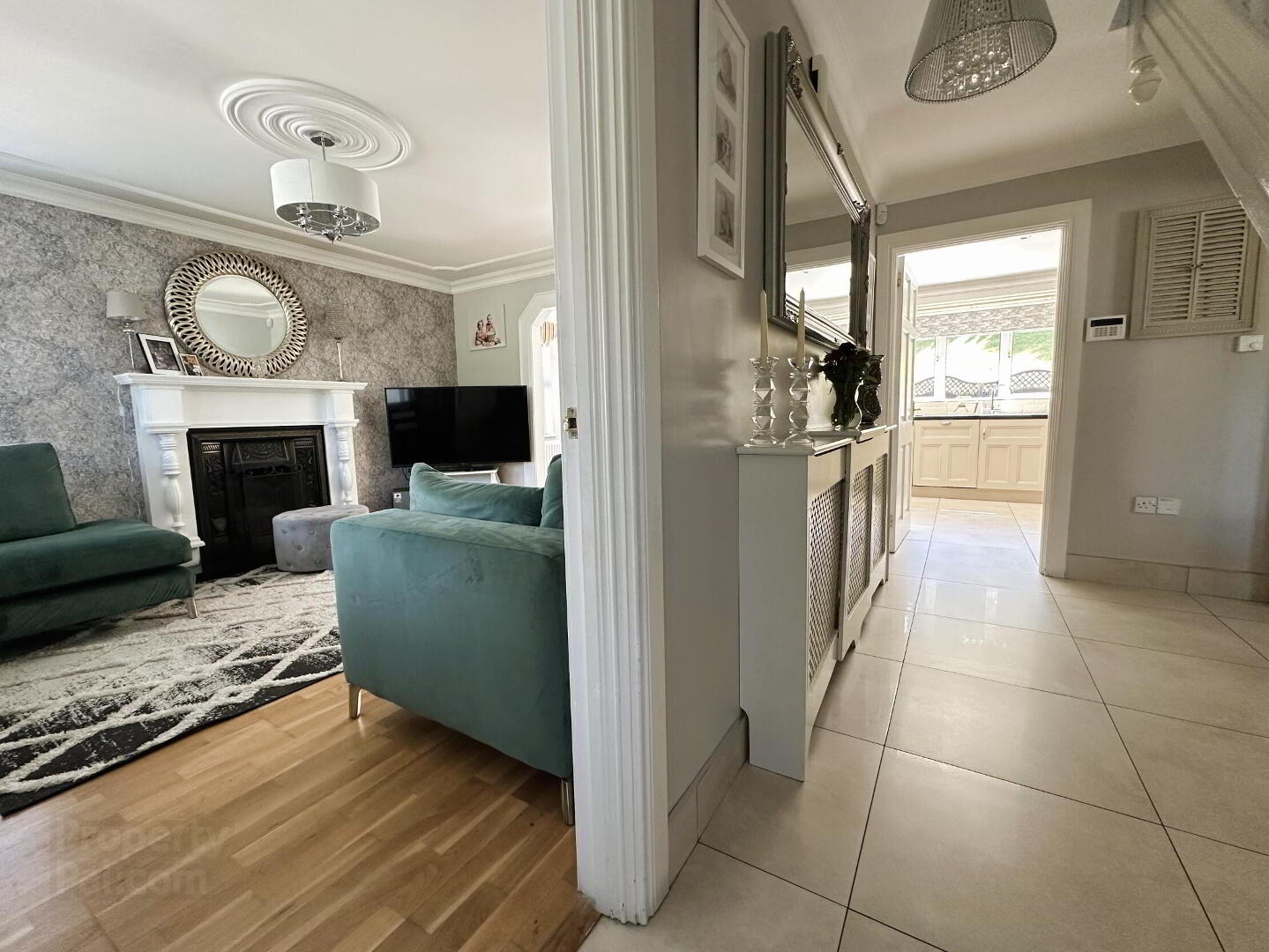 3 Lisnaweelan Court 3 of 36
