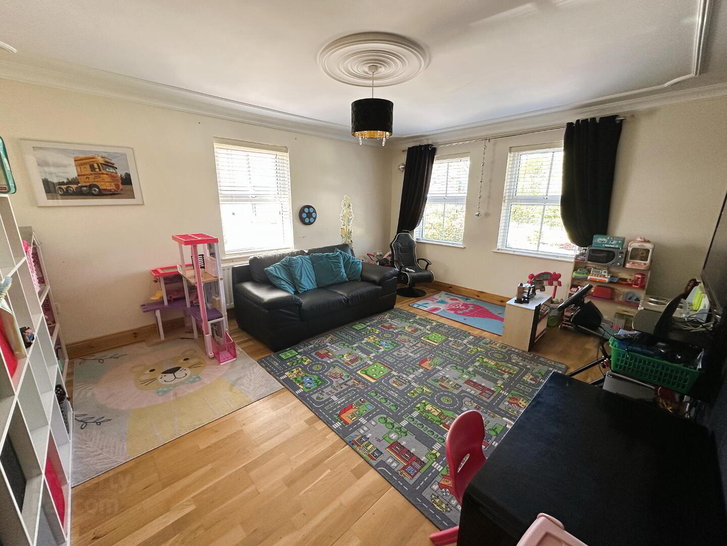 3 Lisnaweelan Court 7 of 36