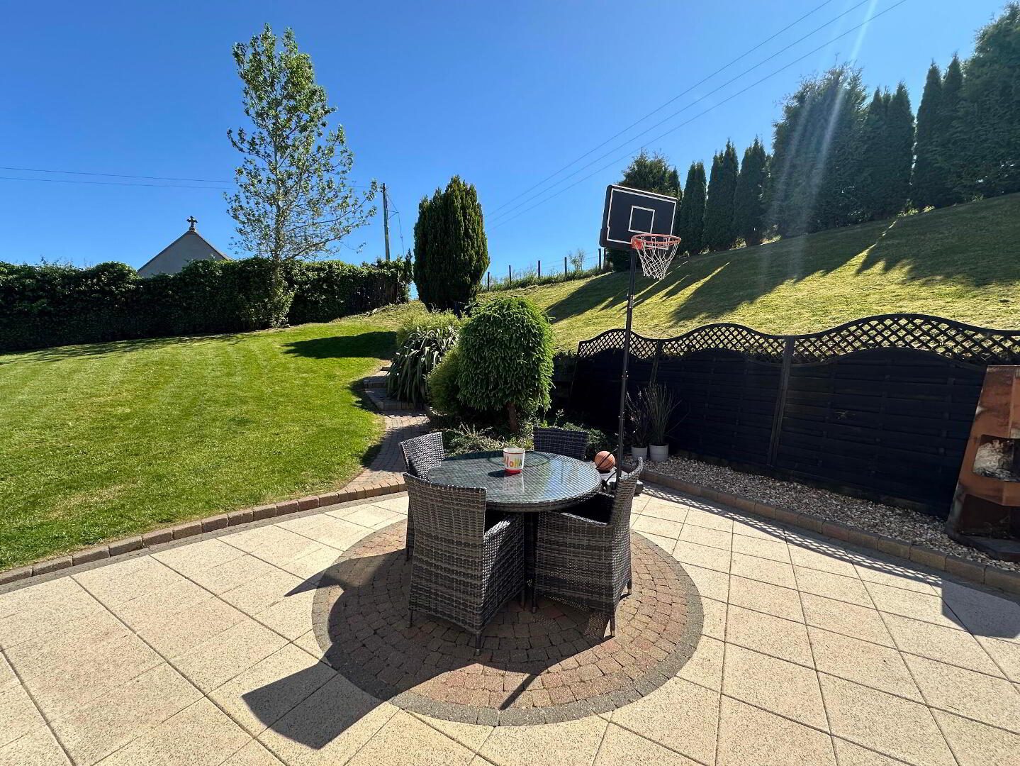 3 Lisnaweelan Court 30 of 36