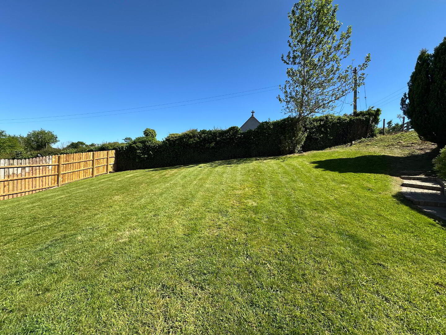 3 Lisnaweelan Court 32 of 36