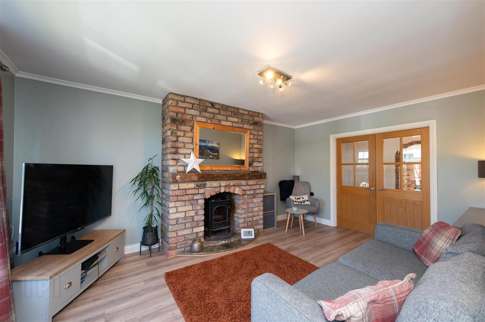 25 Lynn Avenue 3 of 23