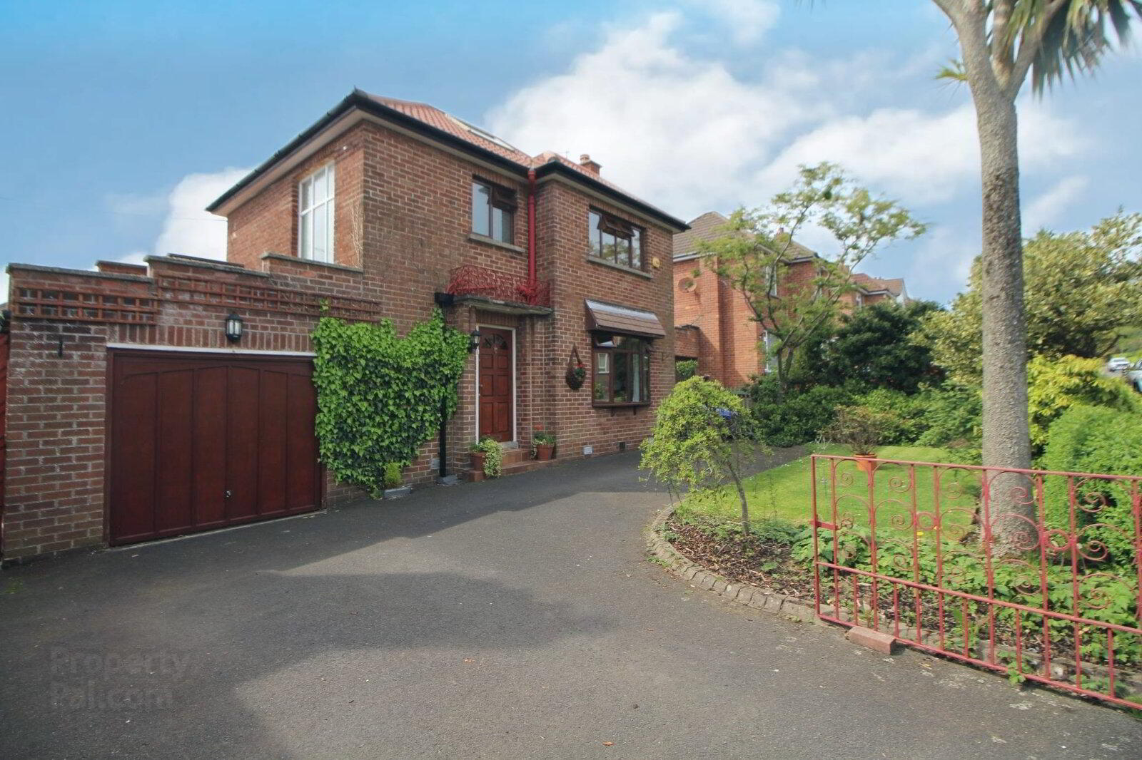 14 Downshire Gardens 1 of 21