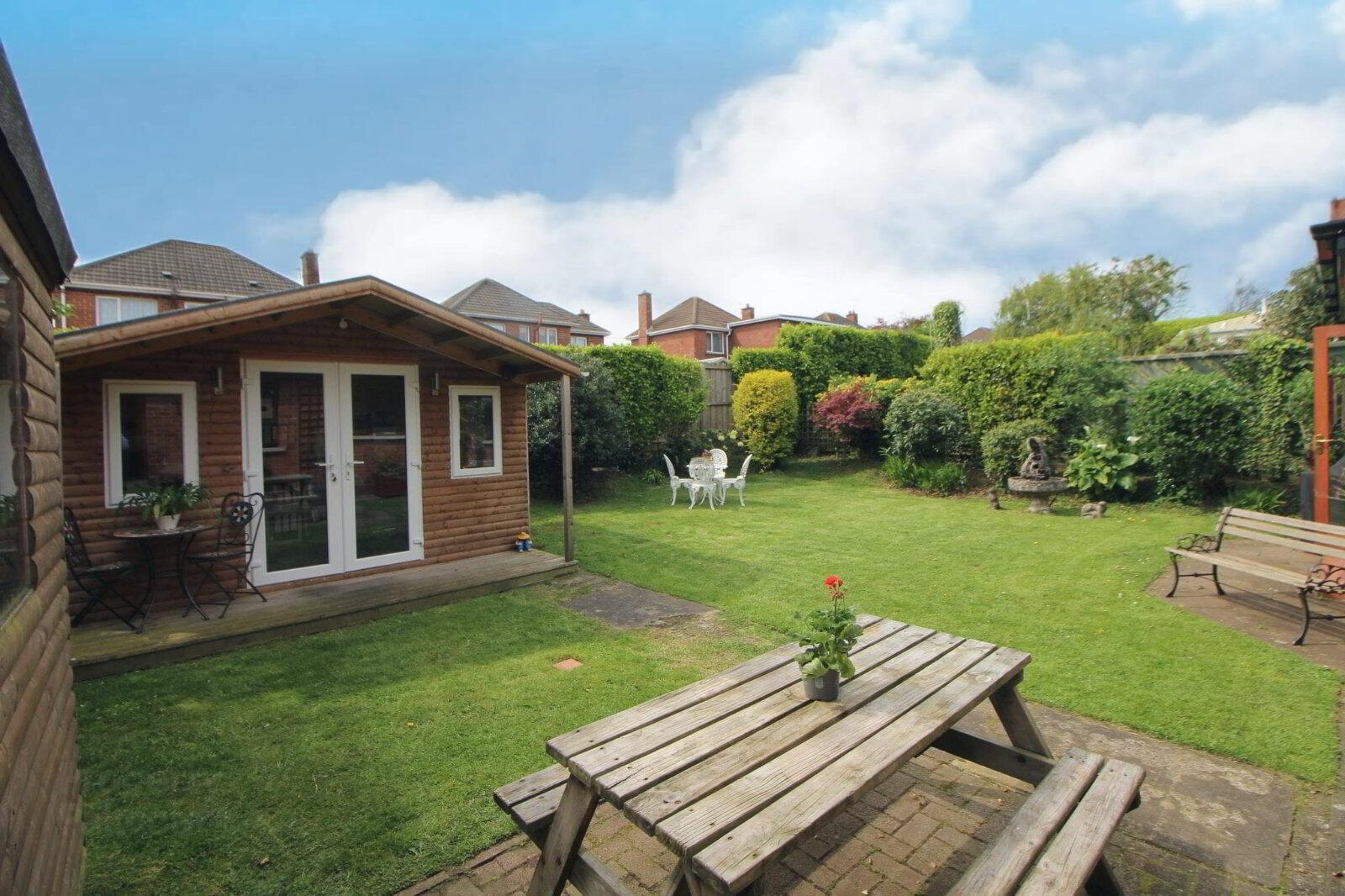 14 Downshire Gardens 17 of 21