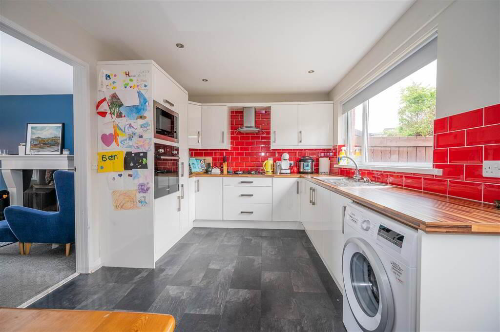41 Rossmore Avenue 4 of 10
