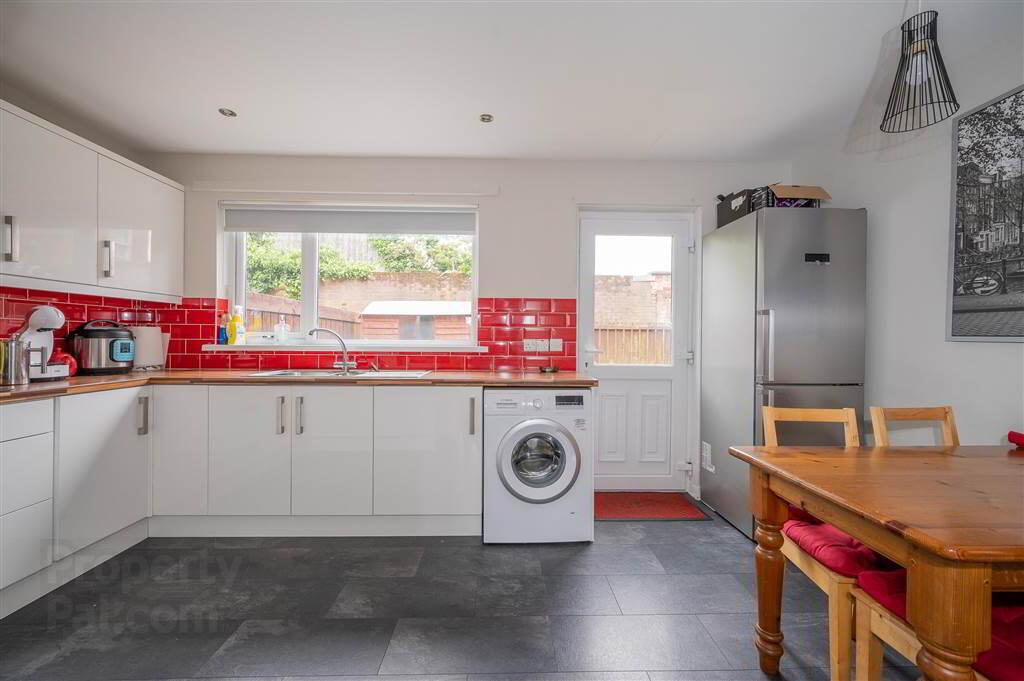 41 Rossmore Avenue 5 of 10