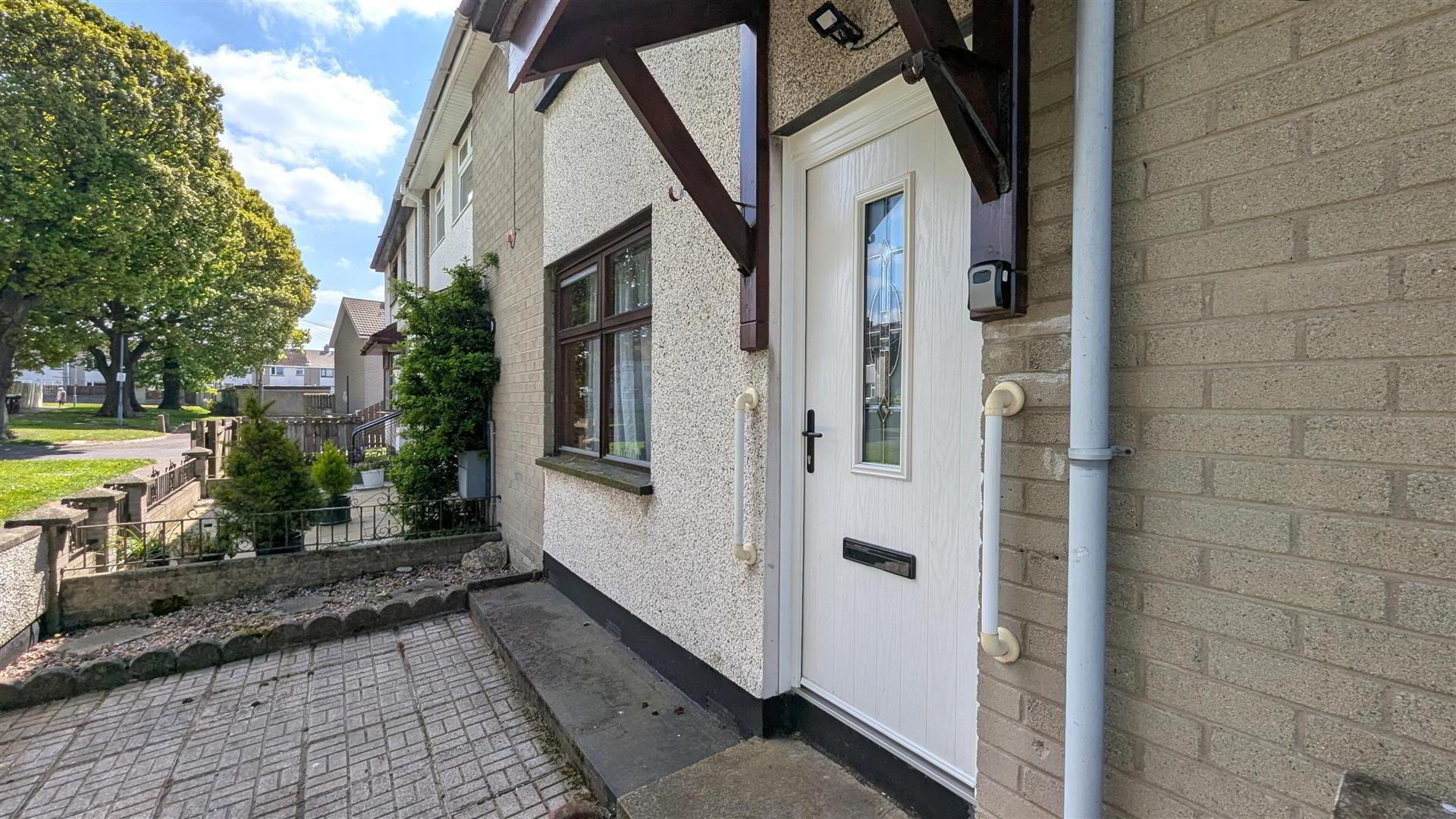 property description image