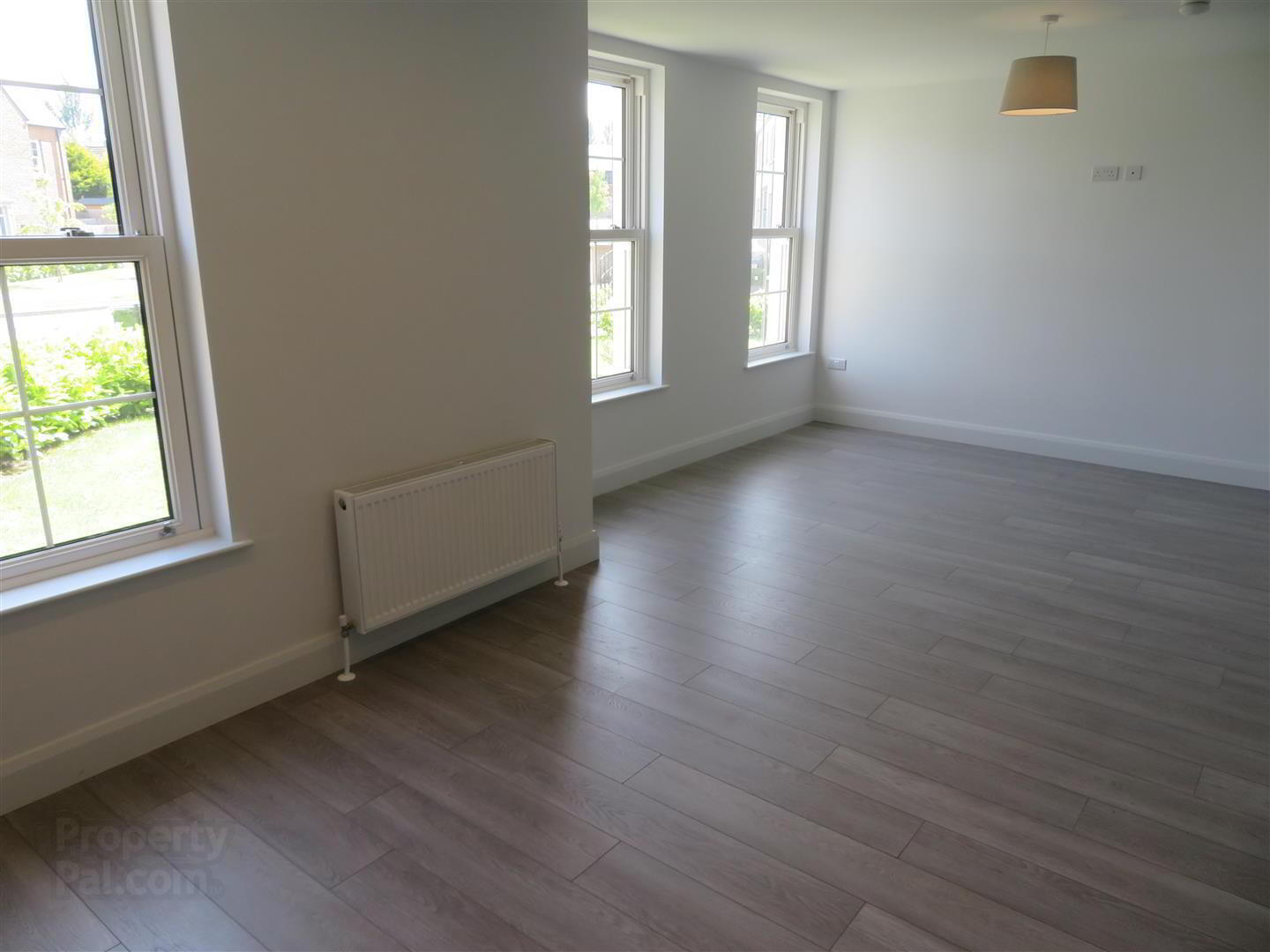 Apartment 1 24 Foxwood Hall 6 of 13