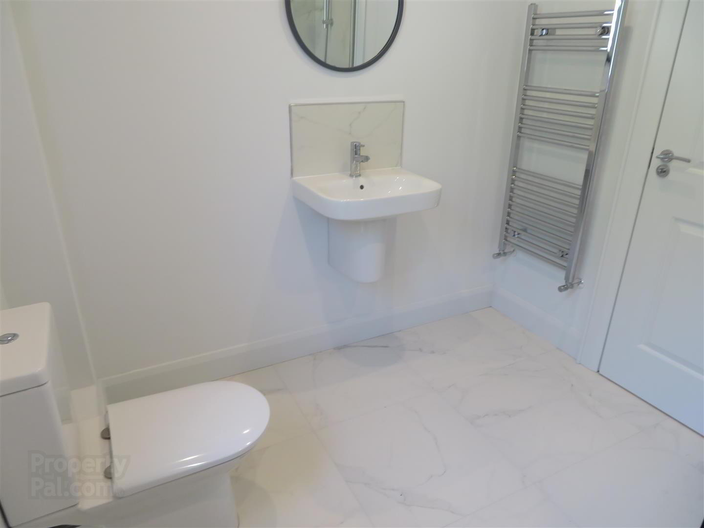 Apartment 1 24 Foxwood Hall 11 of 13