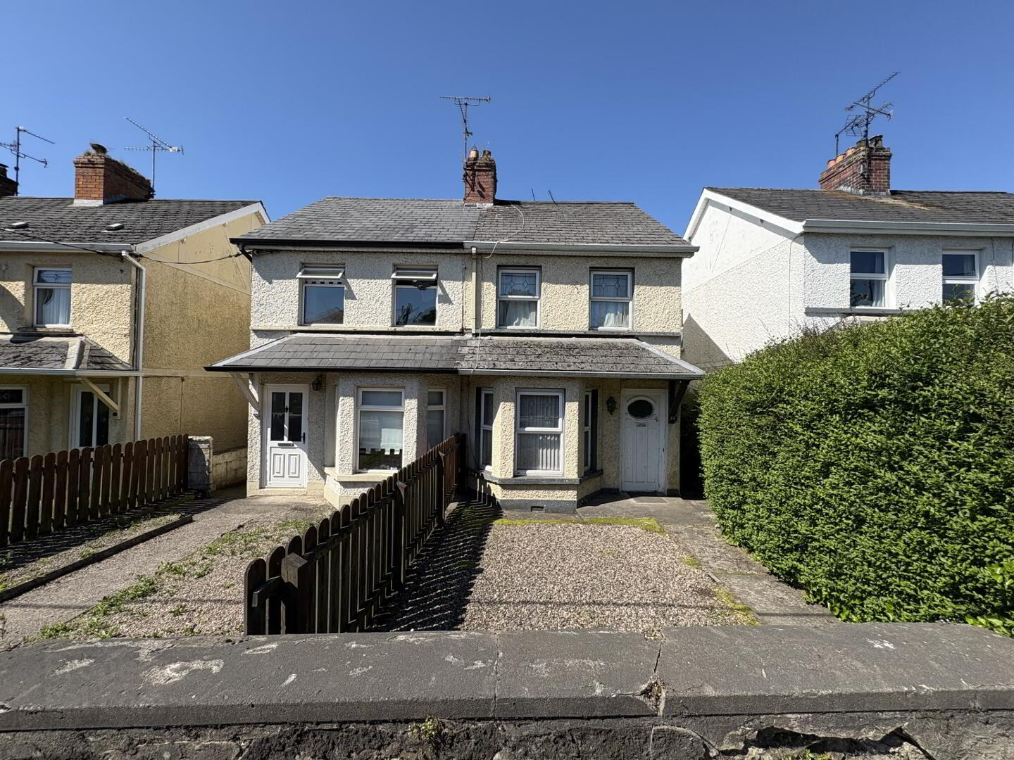 property description image