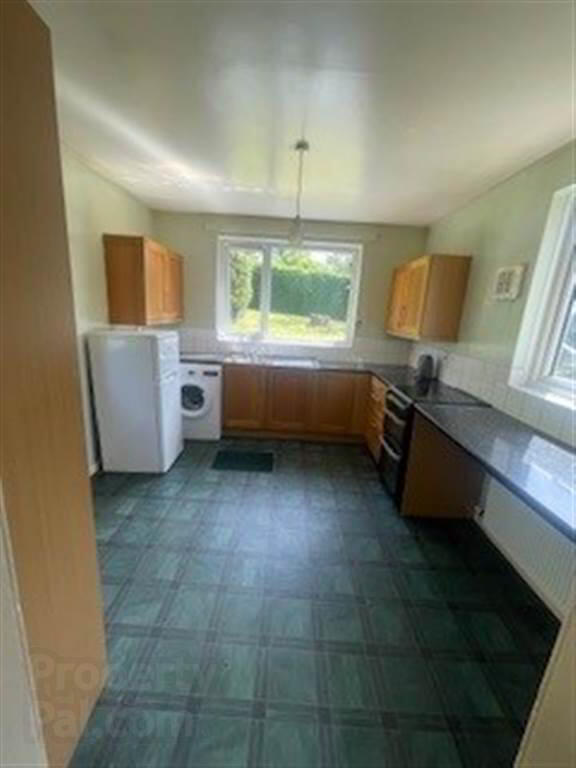 3 Newton Park 4 of 8