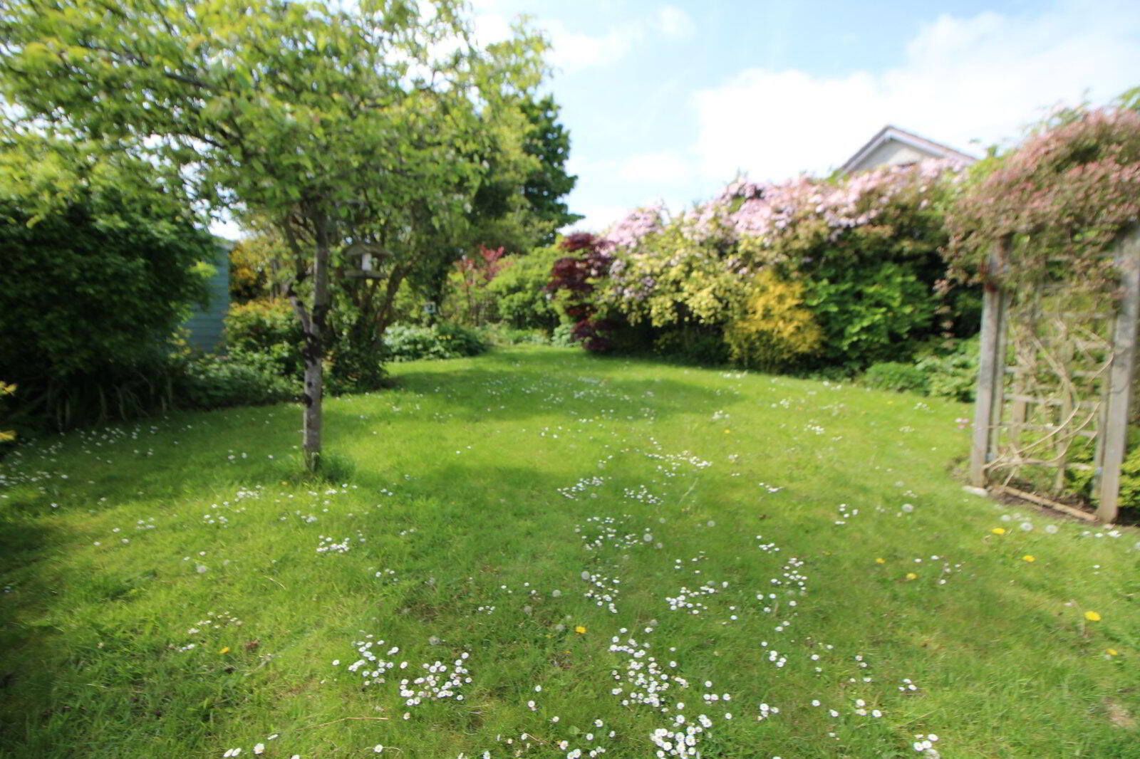 32 Hillhead Road 19 of 36