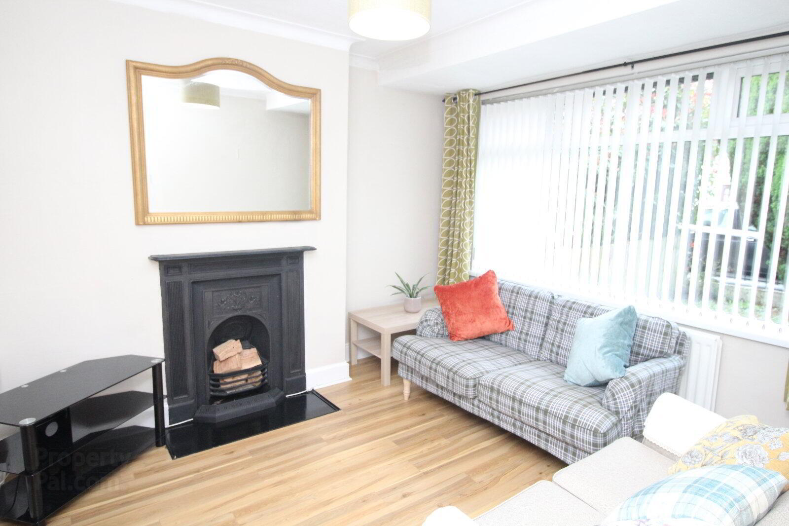 29 Sunnyhill Park 3 of 11