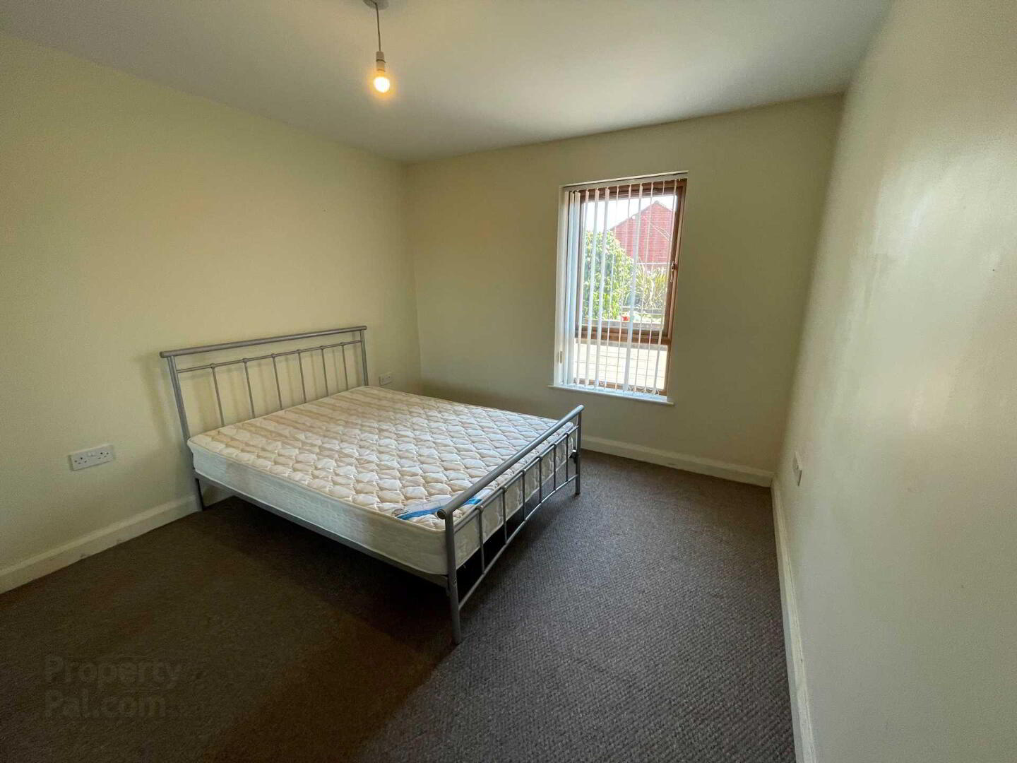 Apt 7 114, Templemore Avenue 8 of 12