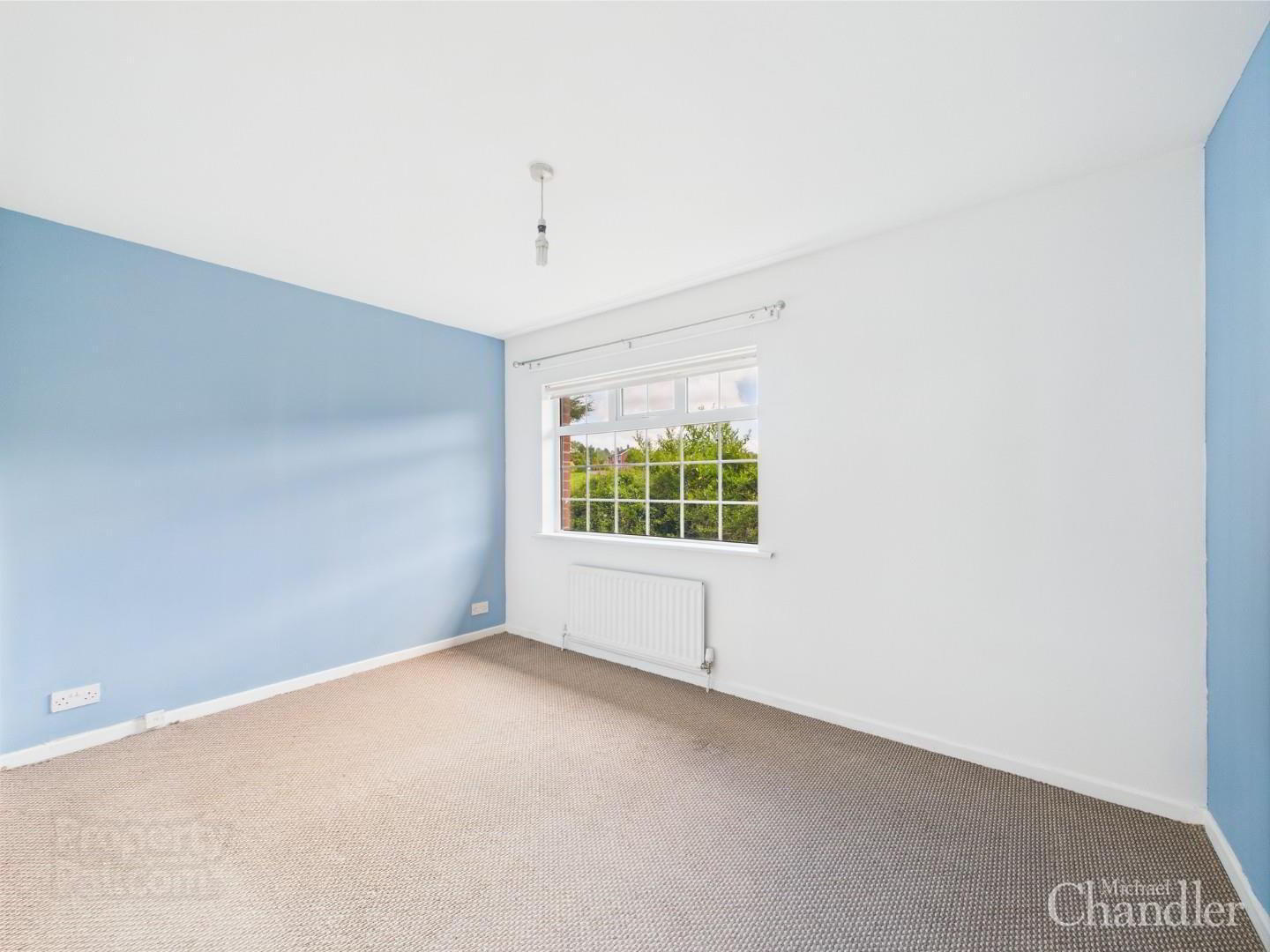 1 Berkley Court 7 of 12