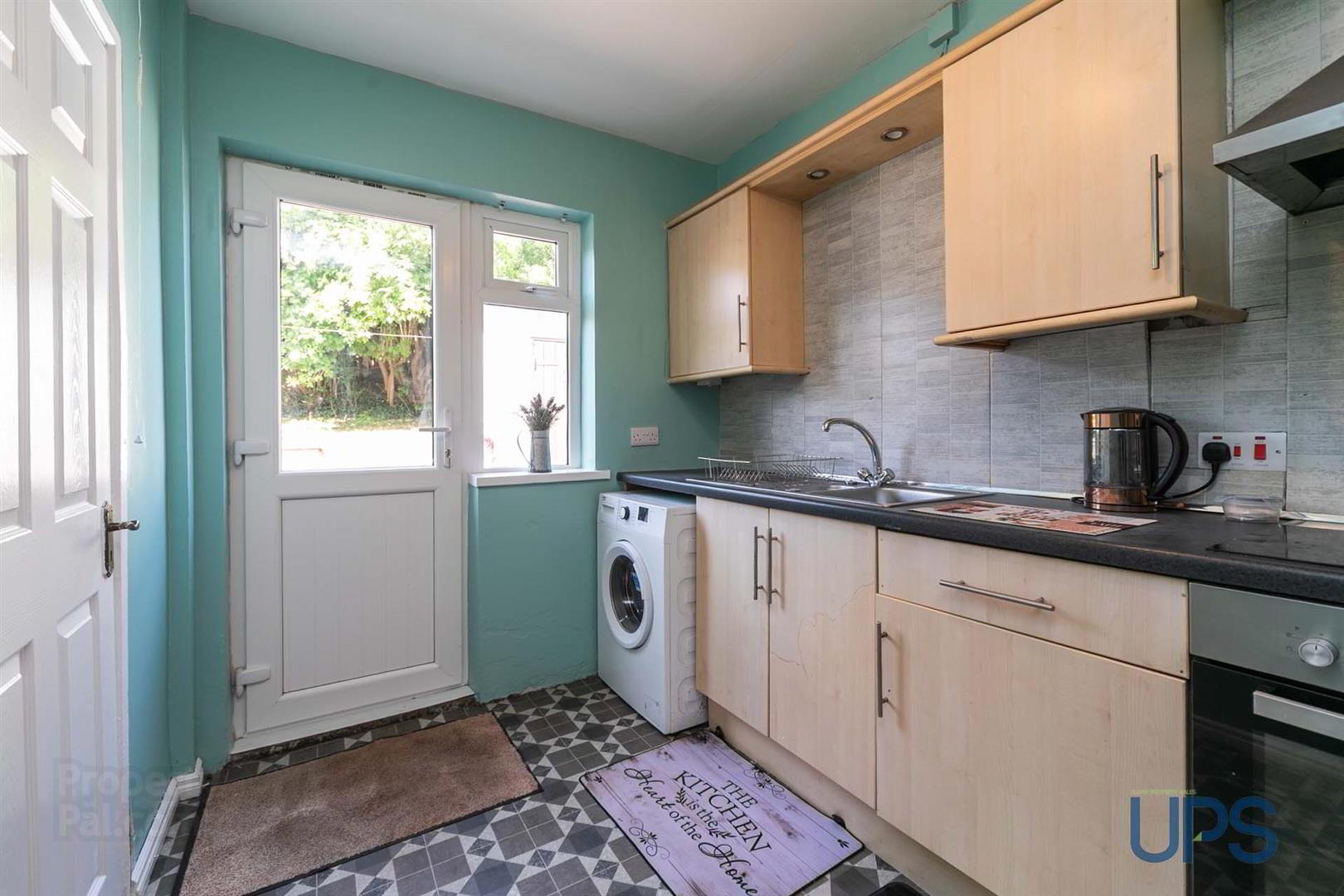 137 Ballymurphy Road 9 of 25