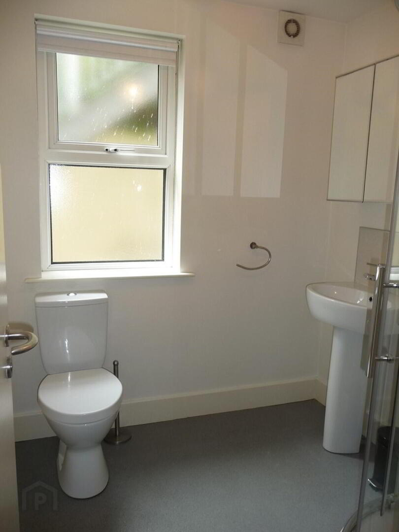 Apt 2, 6-8 Malone Avenue 8 of 10