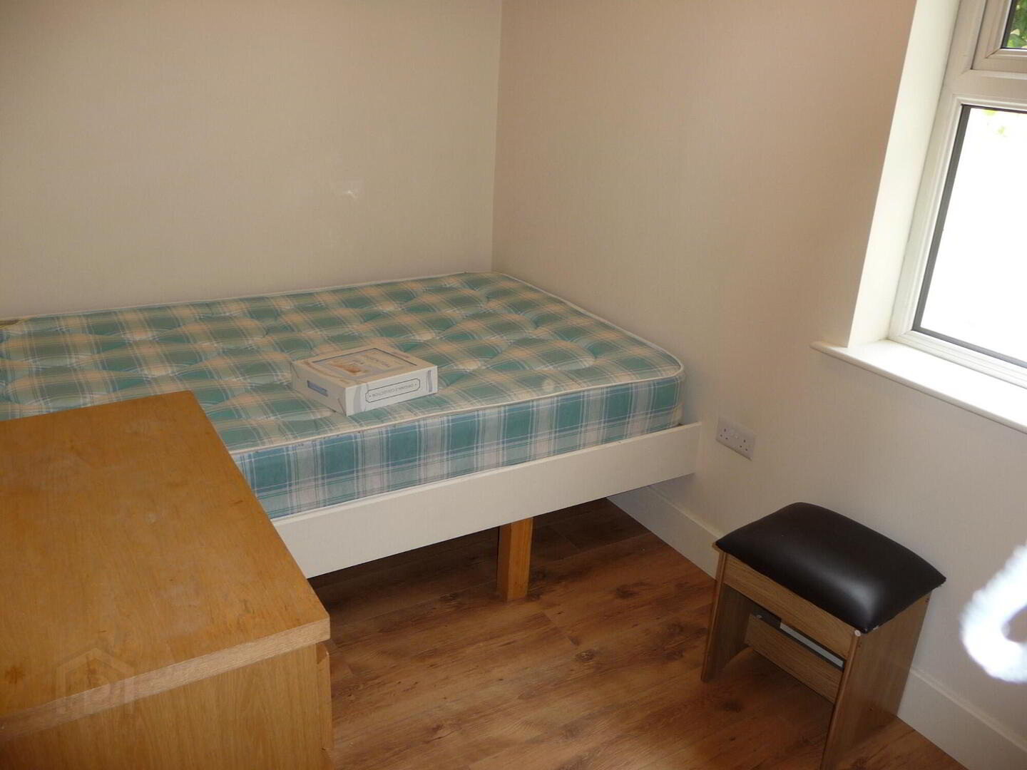 Apt 2, 6-8 Malone Avenue 6 of 10