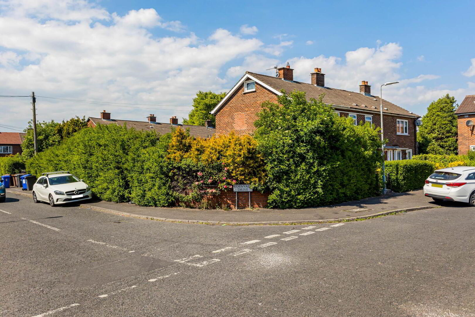 Site With OPP Adjacent To, 14 Edenvale Crescent 3 of 8