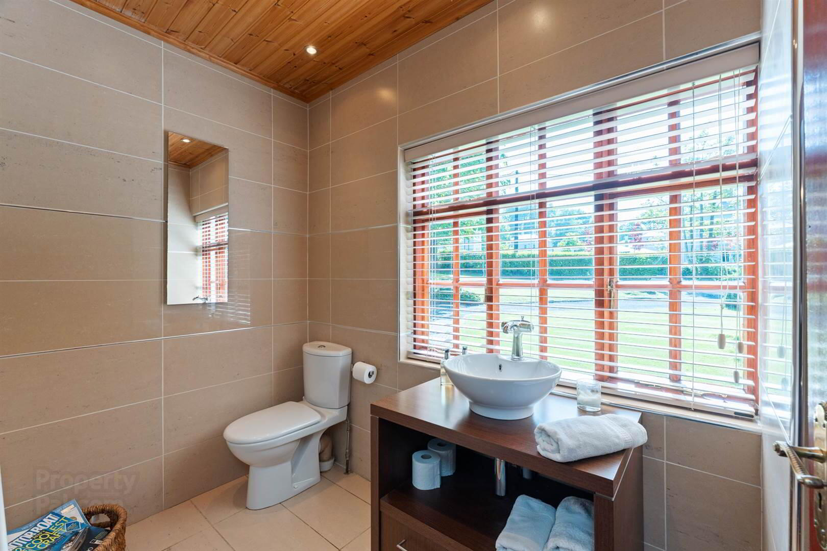17 Glen Road 4 of 26