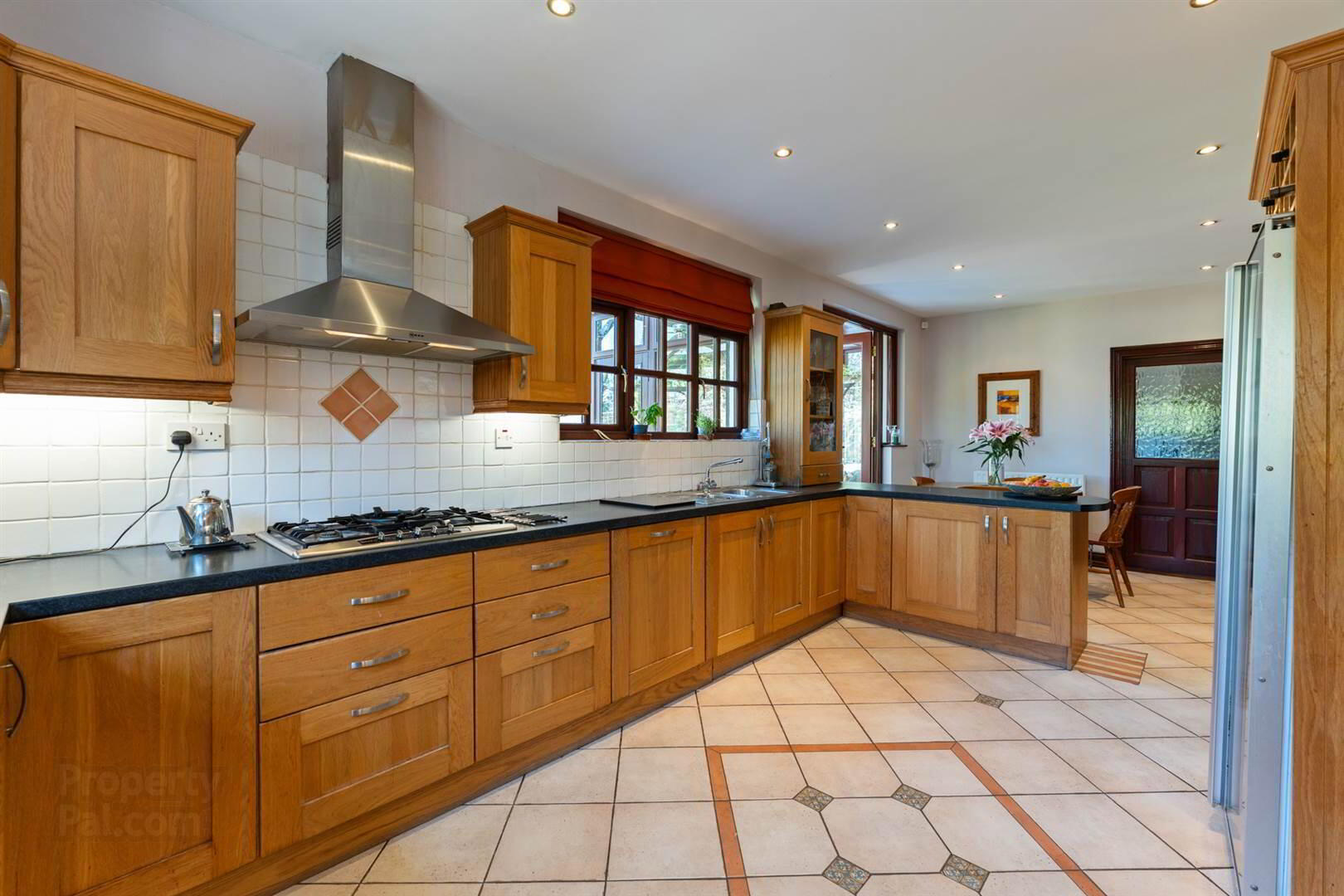 17 Glen Road 13 of 26