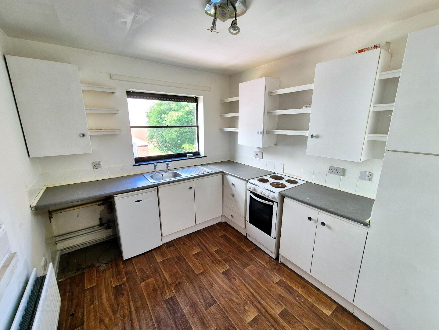 16 Ferryquay Place 4 of 8