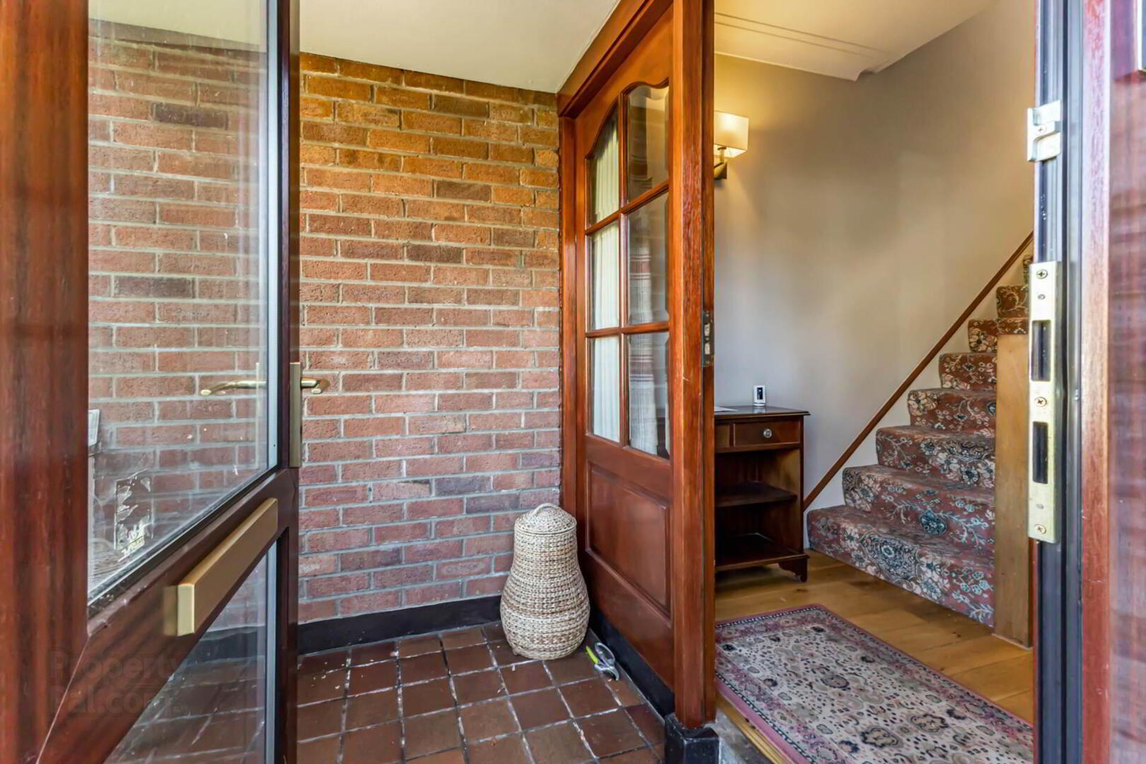 property description image