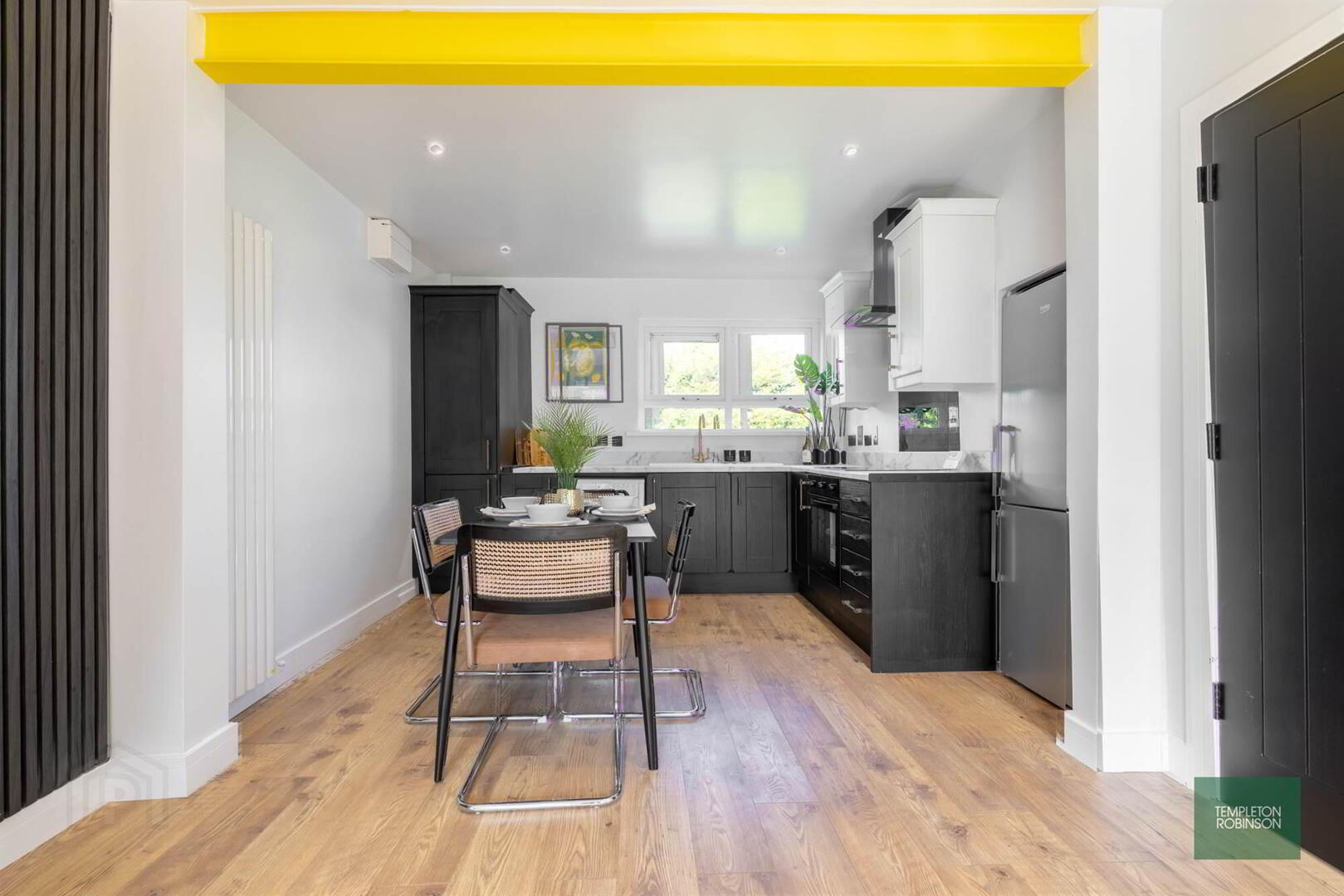 357 Old Holywood Road 6 of 39