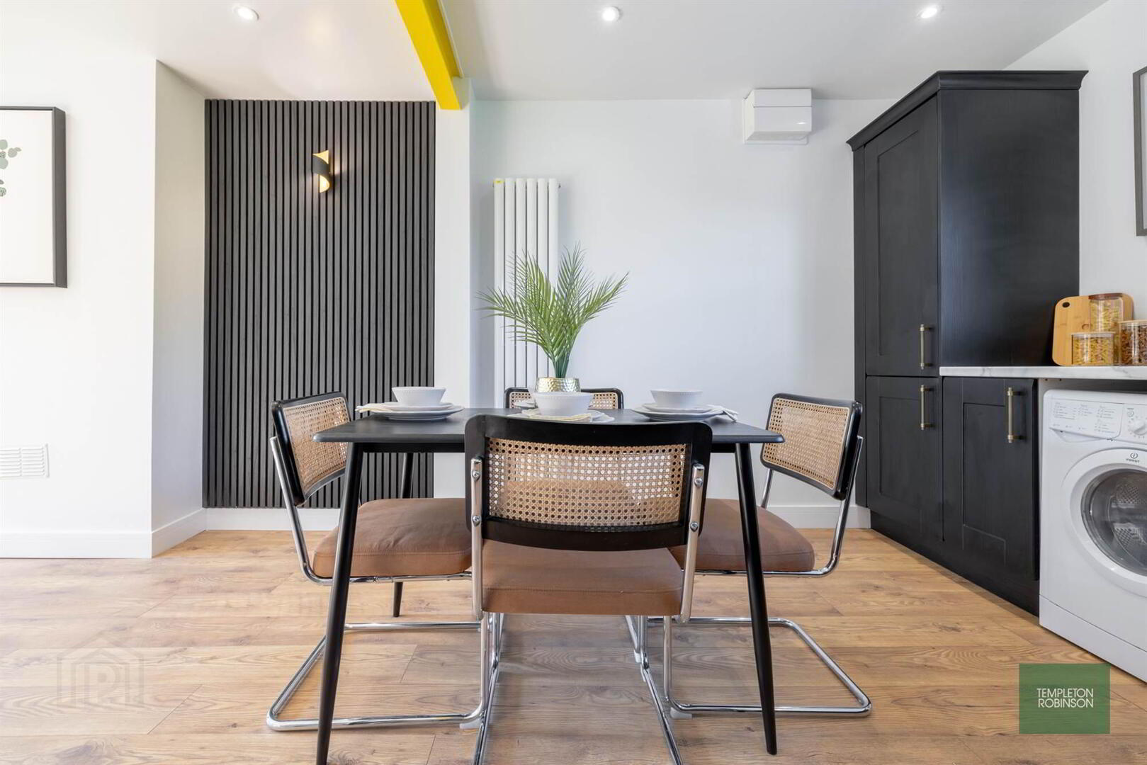 357 Old Holywood Road 27 of 39