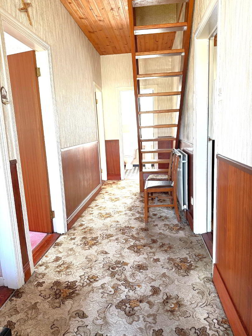 21 Station Road 5 of 21