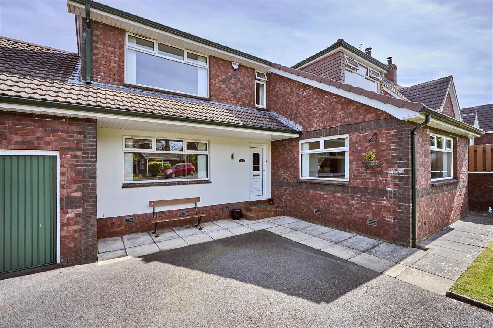6 Hawe Court 3 of 24