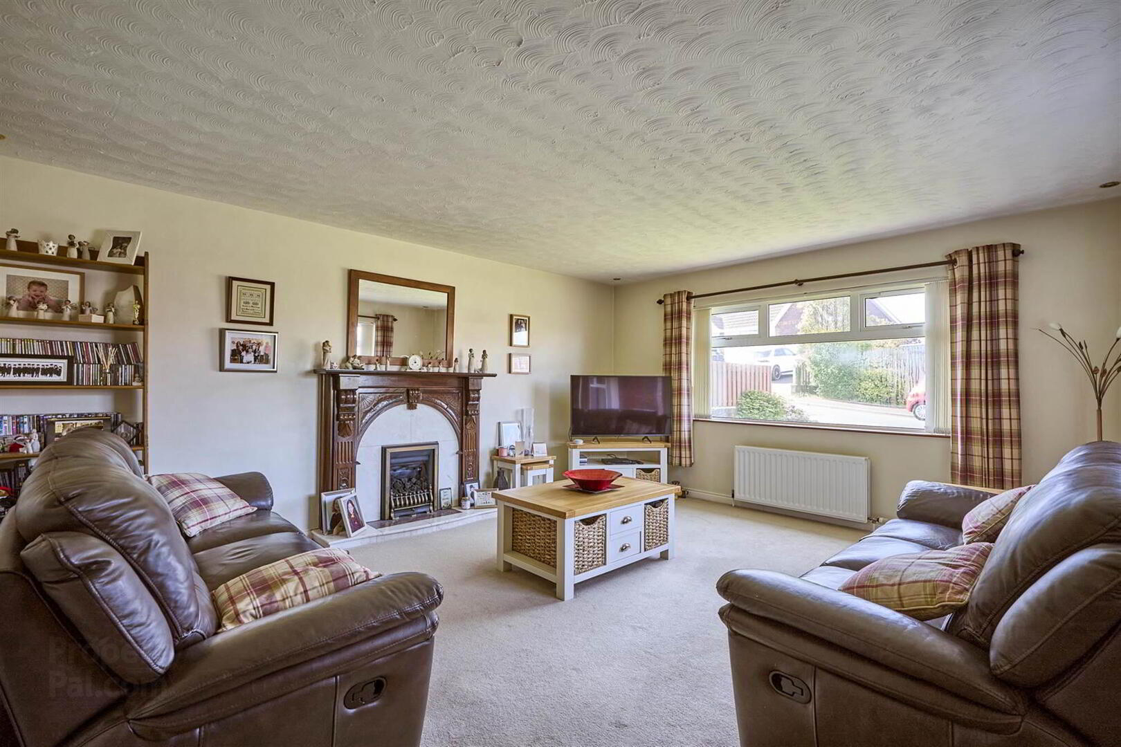 6 Hawe Court 5 of 24