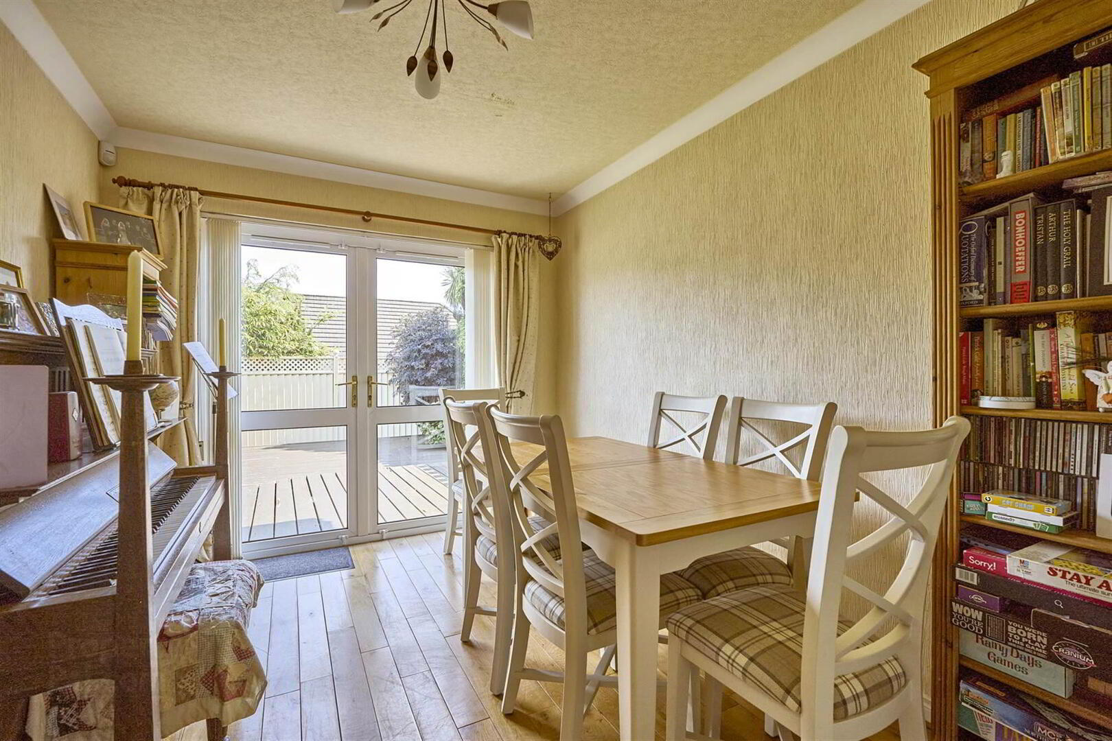 6 Hawe Court 6 of 24