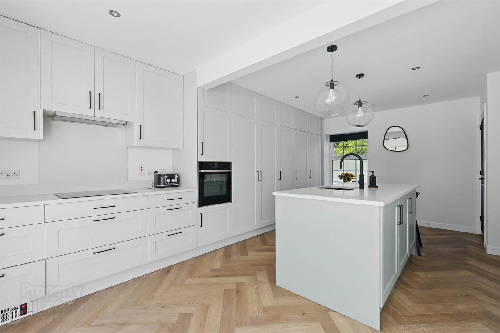 104 Ballyskeagh Road 5 of 22