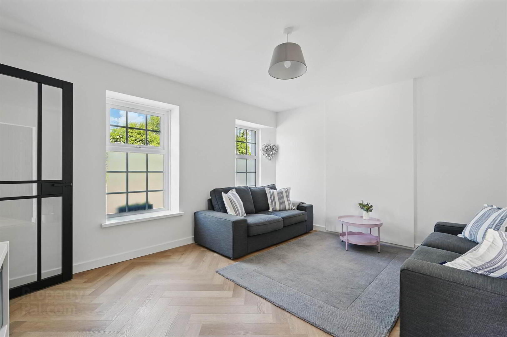 104 Ballyskeagh Road 4 of 22