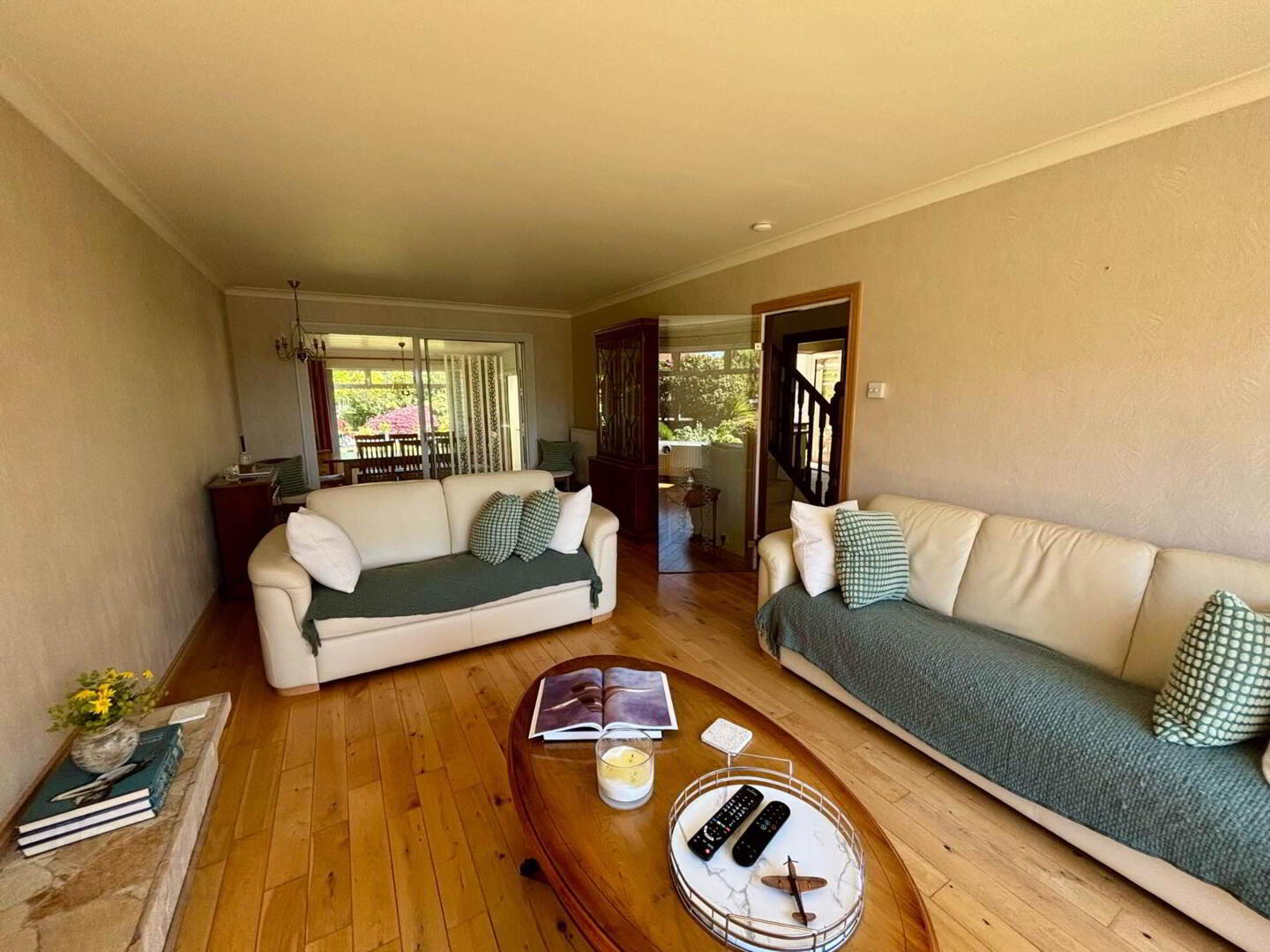 51 Downshire Gardens 6 of 33