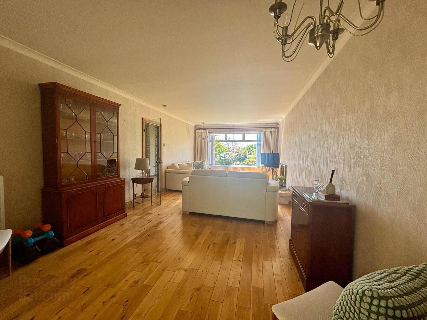51 Downshire Gardens 8 of 33