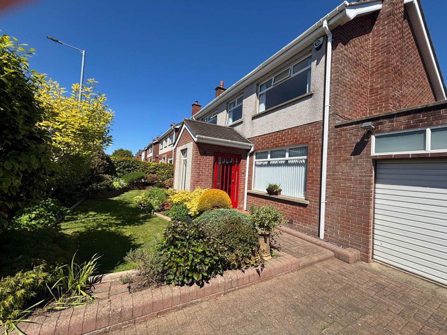 51 Downshire Gardens 32 of 33