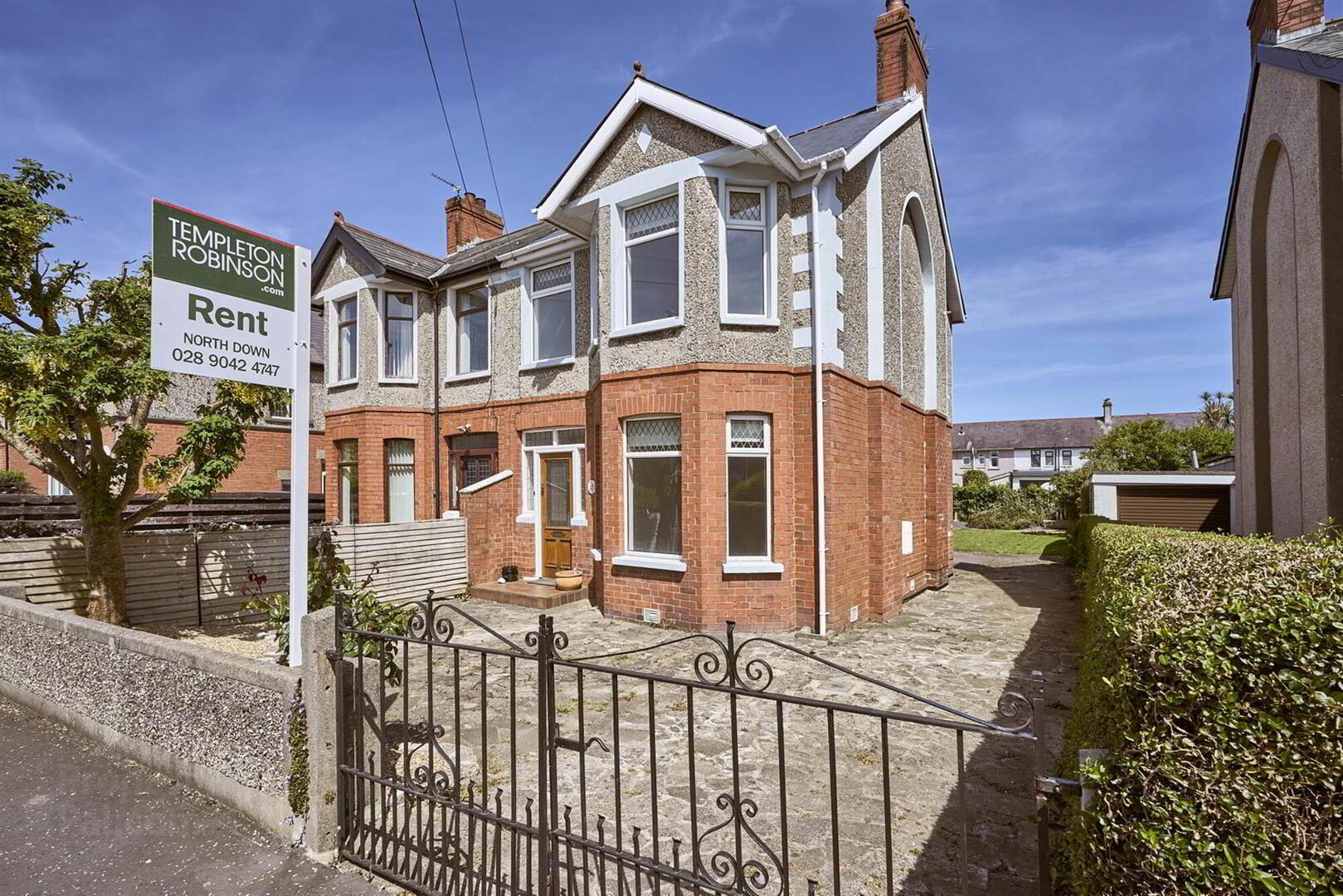 25 Sandringham Drive 1 of 14