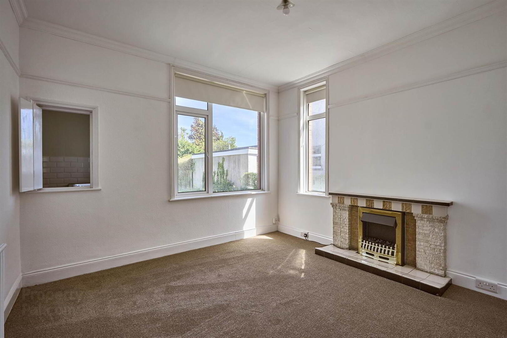 25 Sandringham Drive 6 of 14