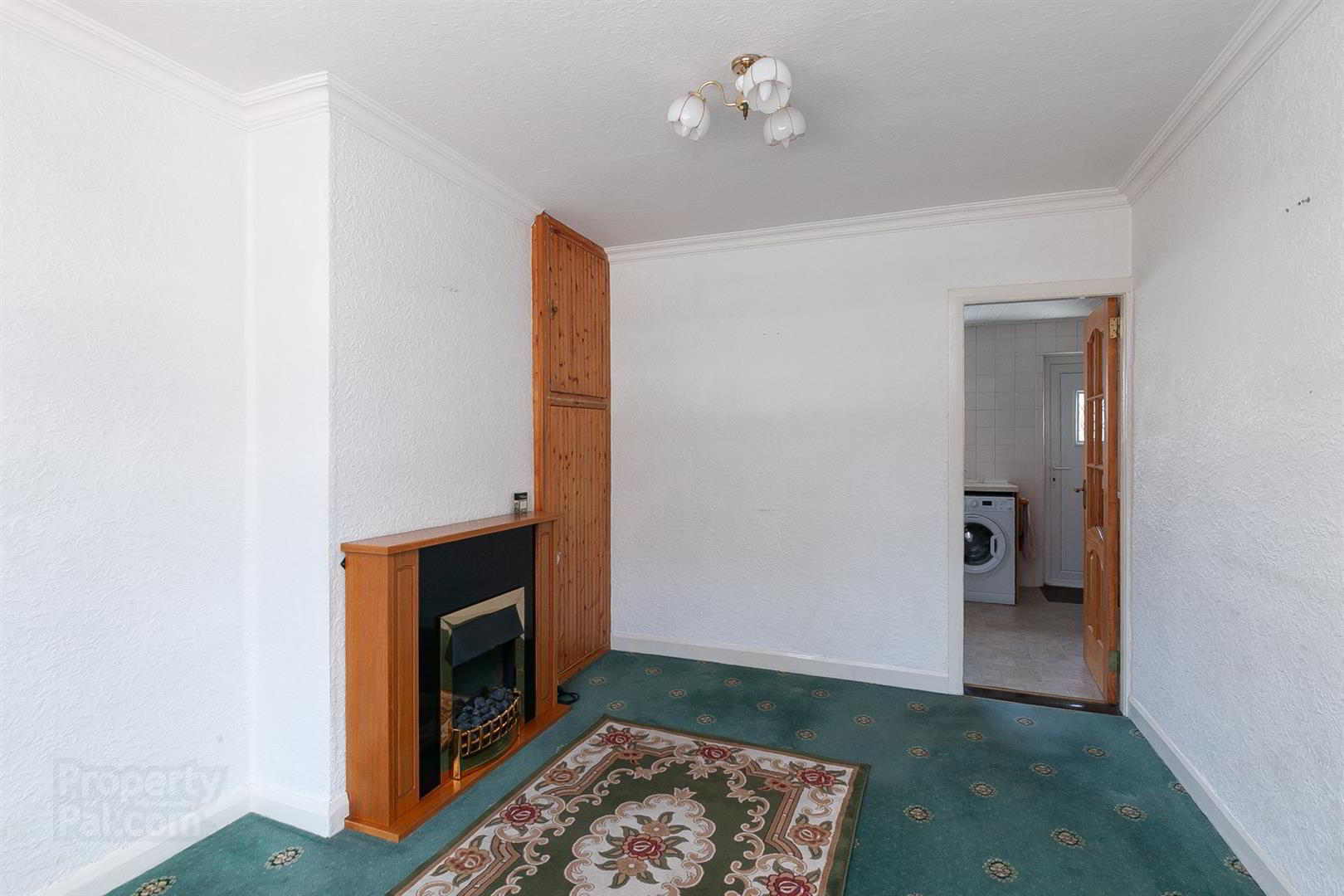 4 Oakdene Parade 4 of 19
