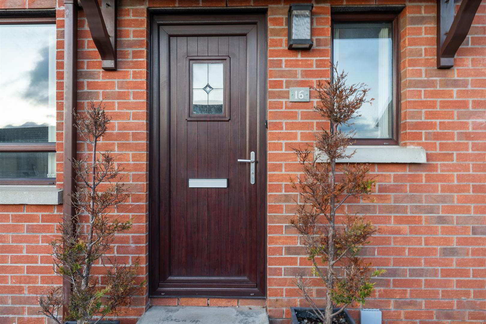 16 Binnian Court 3 of 24