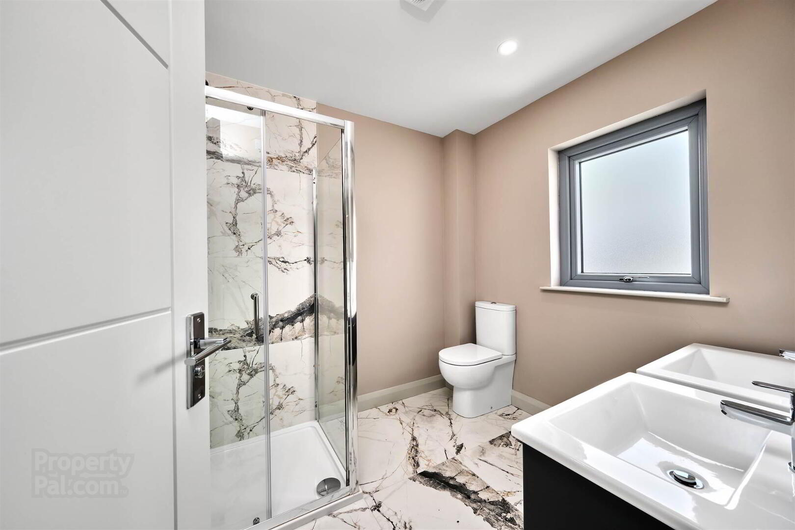 The Dunluce, 5 Nursery Mews 26 of 48