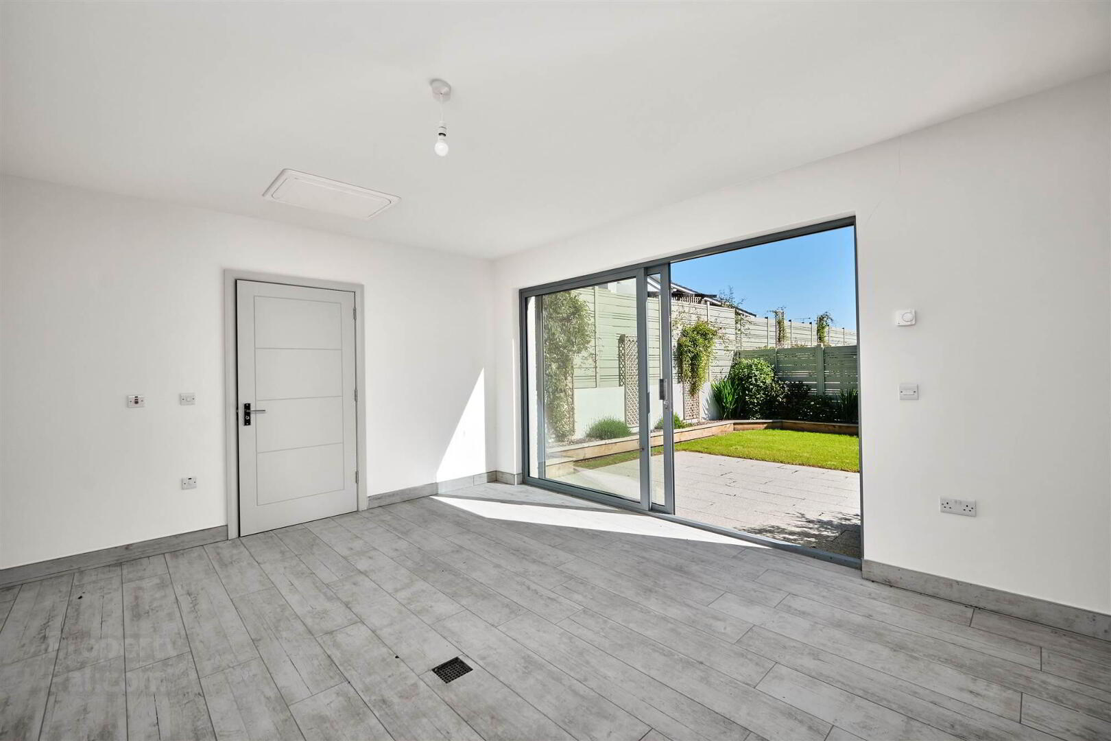 The Dunluce, 5 Nursery Mews 40 of 48